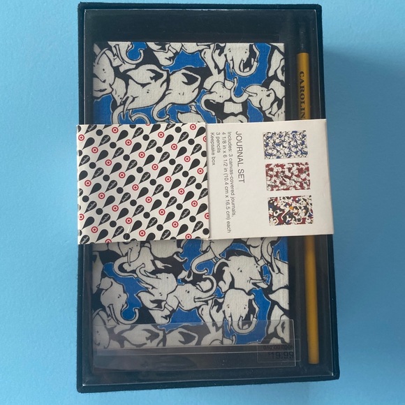 Carolina Herrera for Target Journal Set - Picture 2 of 7